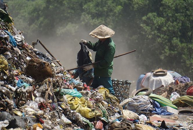 Vietnam’s War on Plastic: 2025 Update on Single-Use Plastics