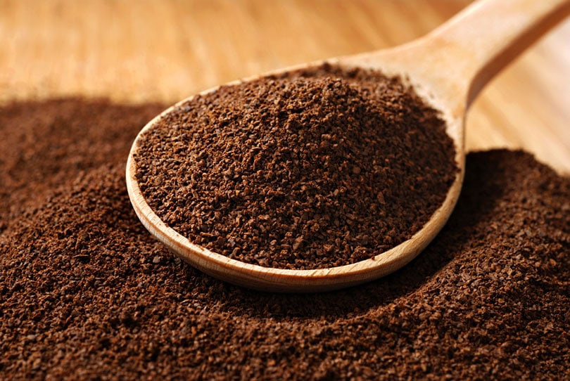 10 Coffee Ground Recipes For Getting Rid Of Dark Spots: Vanish Under-eye Circles, Armpit Darkening, And Lip Pigmentation Effectively