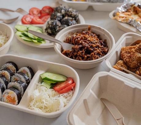 Sugarcane Bagasse Containers – Which to Choose for Your F&B Business Model?