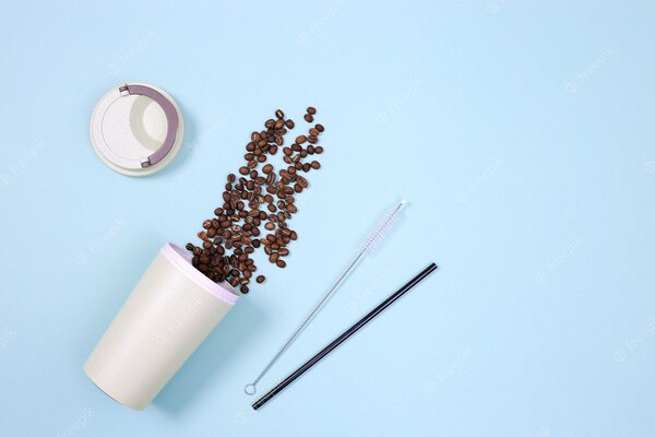 6 Best Reusable And Edible Coffee Straws For Your Drinks